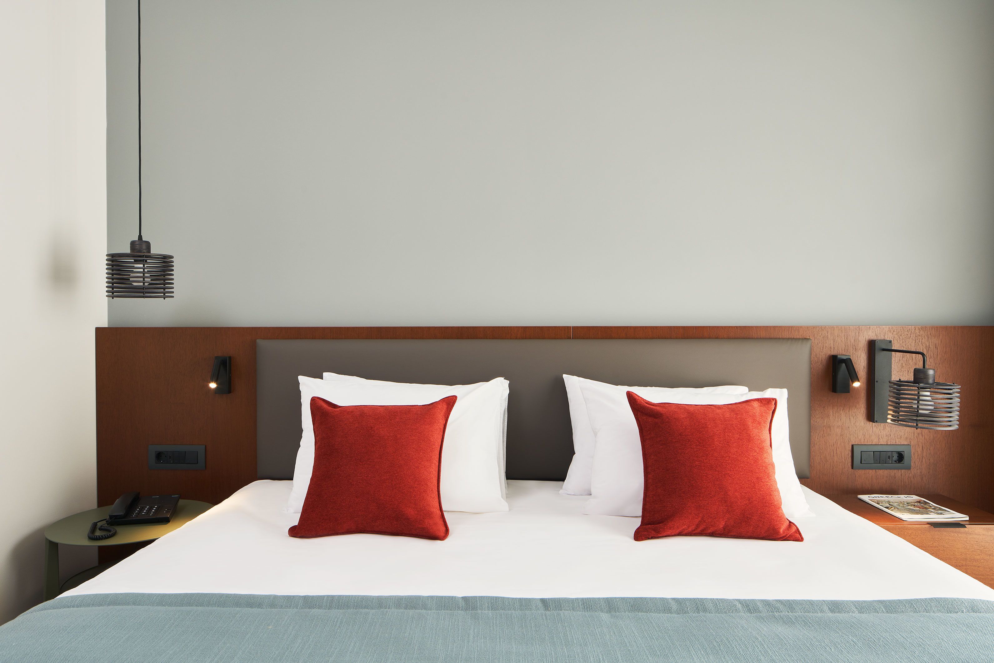standard room | in-room safe, blackout curtains, soundproofing, iron/ironing board