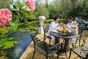 2 Restaurants, Mittagessen, Abendessen, irische Küche