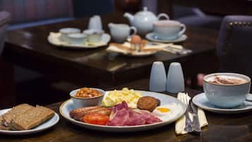 Daily full breakfast for a fee