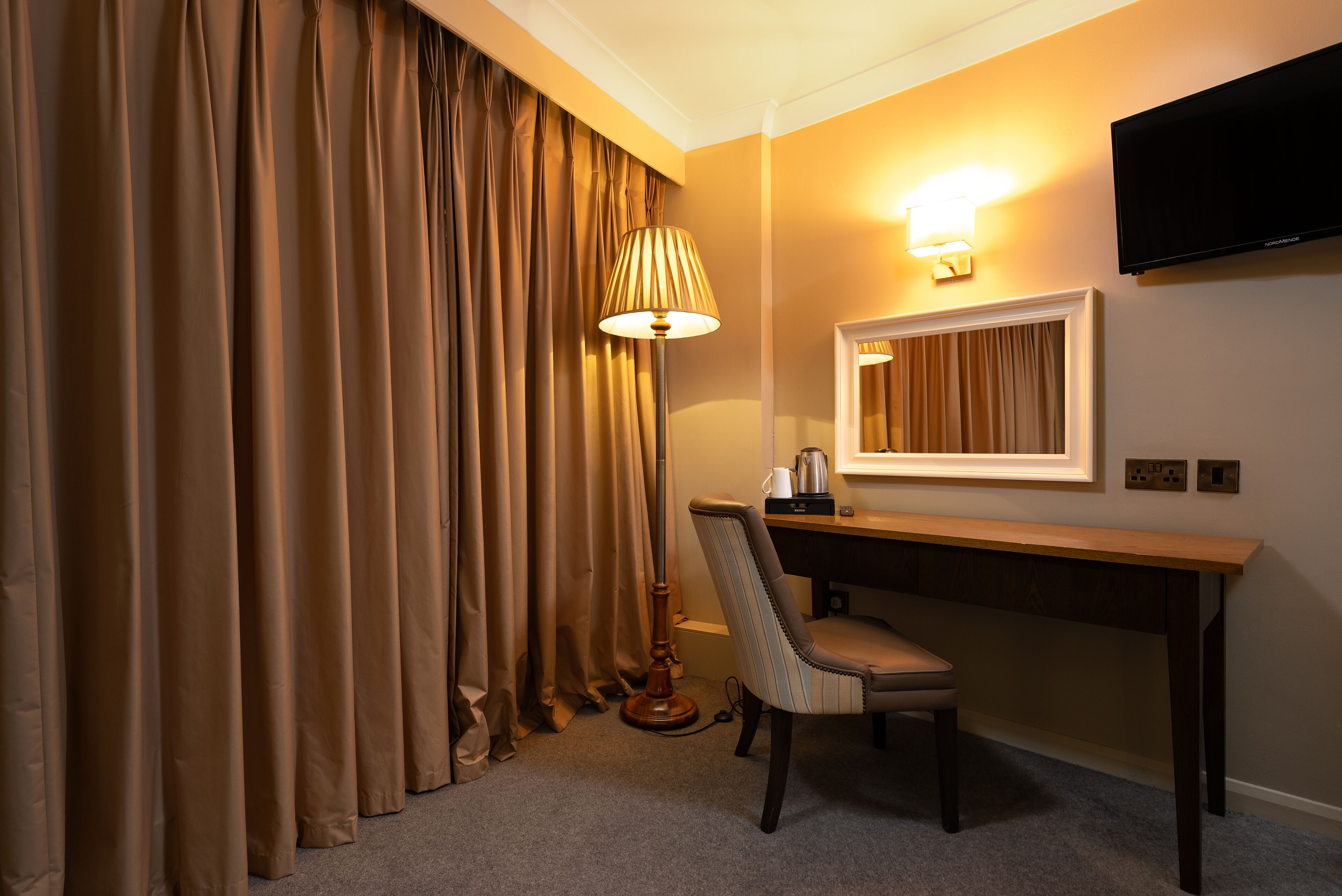 Photo - Limerick City Hotel