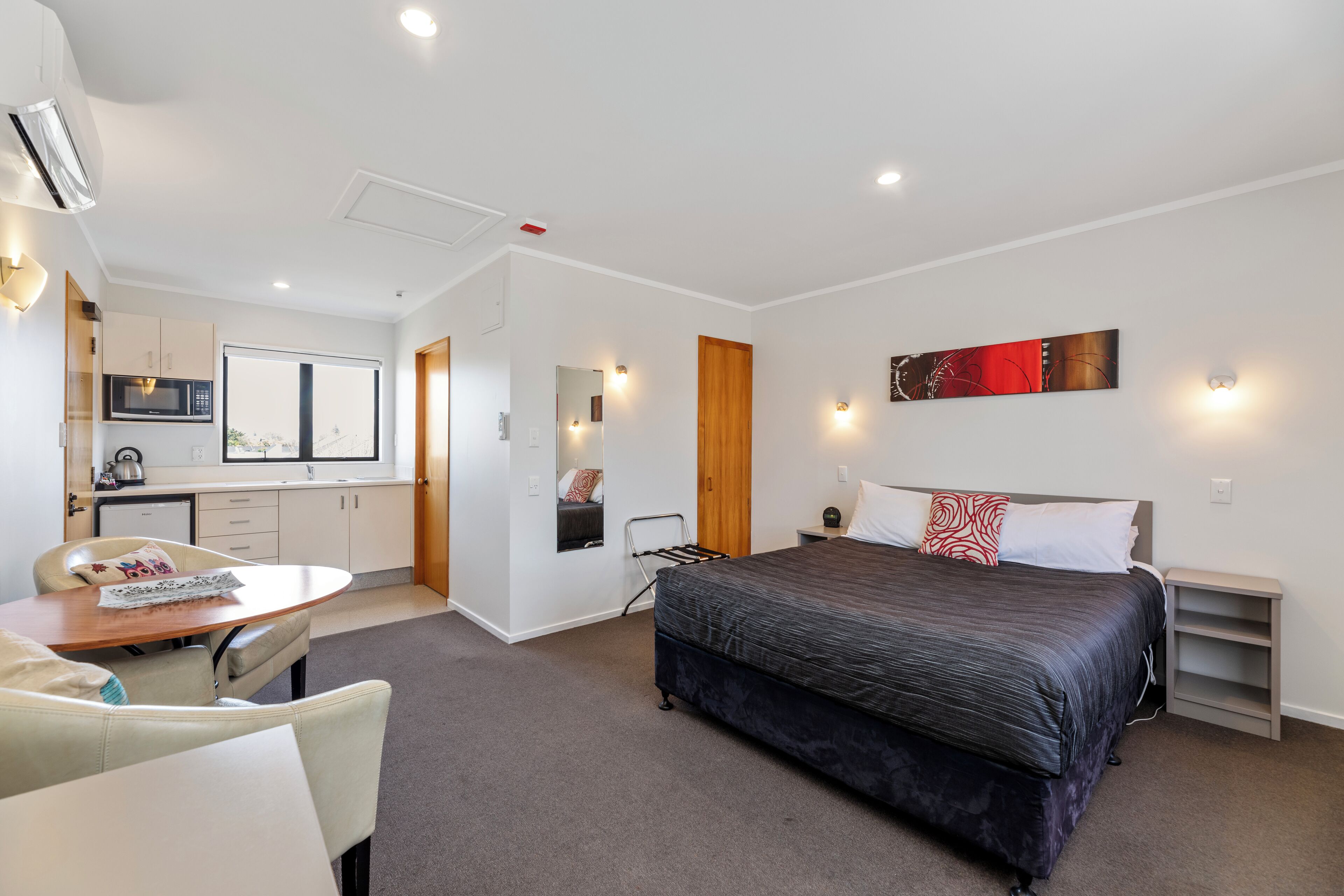 Standard Studio | Individually decorated, individually furnished, laptop workspace