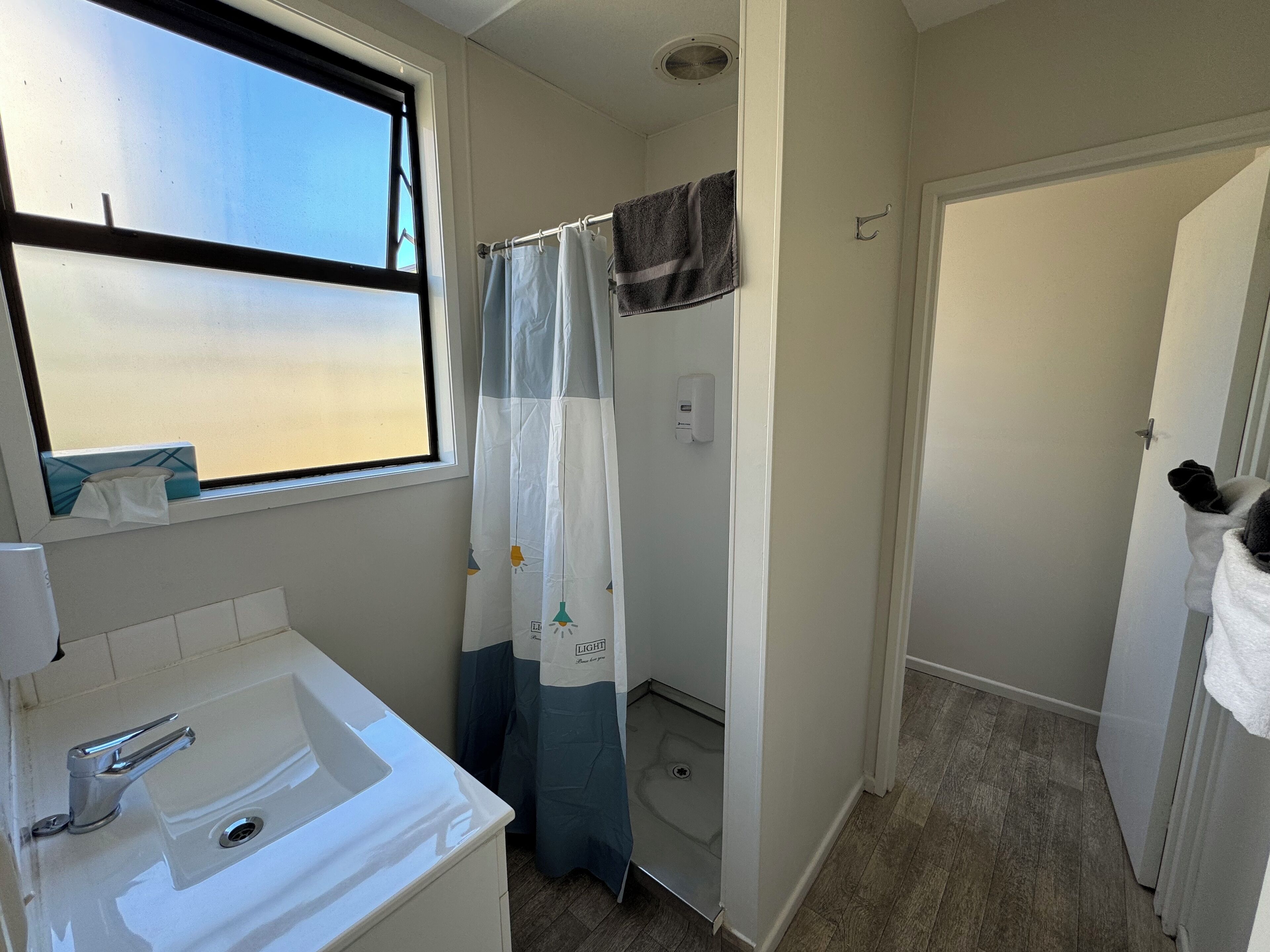 Photo - Diplomat Motel