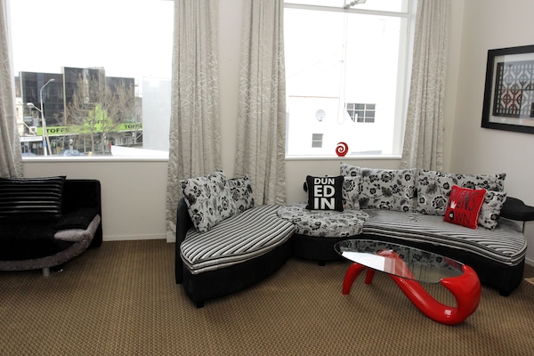 Standard Suite, Multiple Bedrooms, Non Smoking, Kitchen (3 bedroom apartment) | Living area