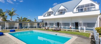 Aloha Seaview Resort Motel
