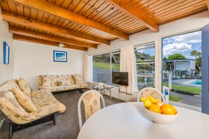 Apartment, 2 Bedrooms, Poolside (2 x Queens) | 1 bedroom, iron/ironing board, free WiFi, bed sheets