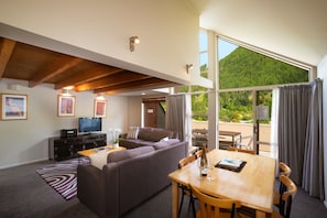 Appartement Familial, 3 chambres, vue montagne | Salle à manger