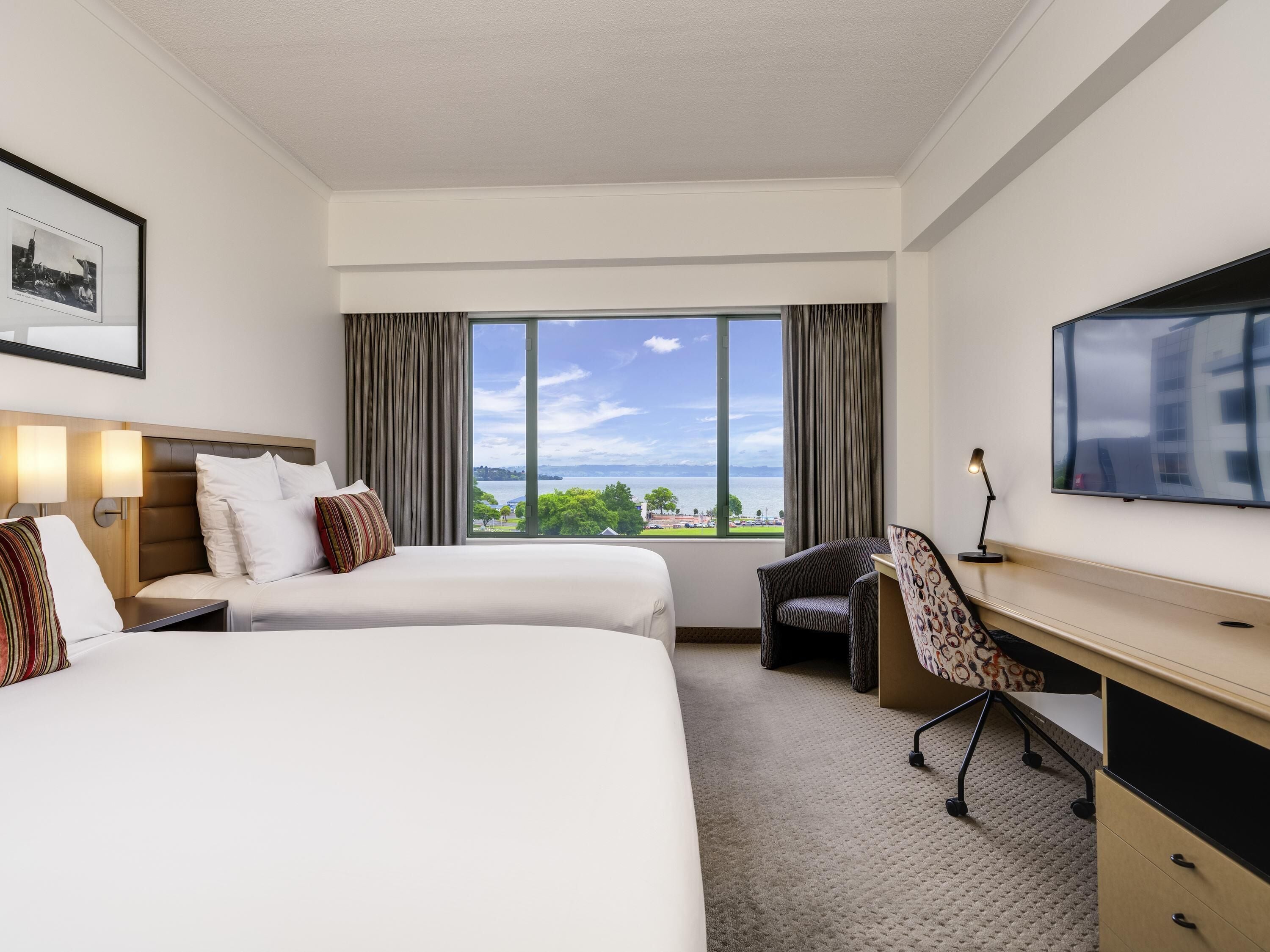 Twin Room, 2 Queen Beds, Lake View | Hypo-allergenic bedding, minibar, in-room safe, desk