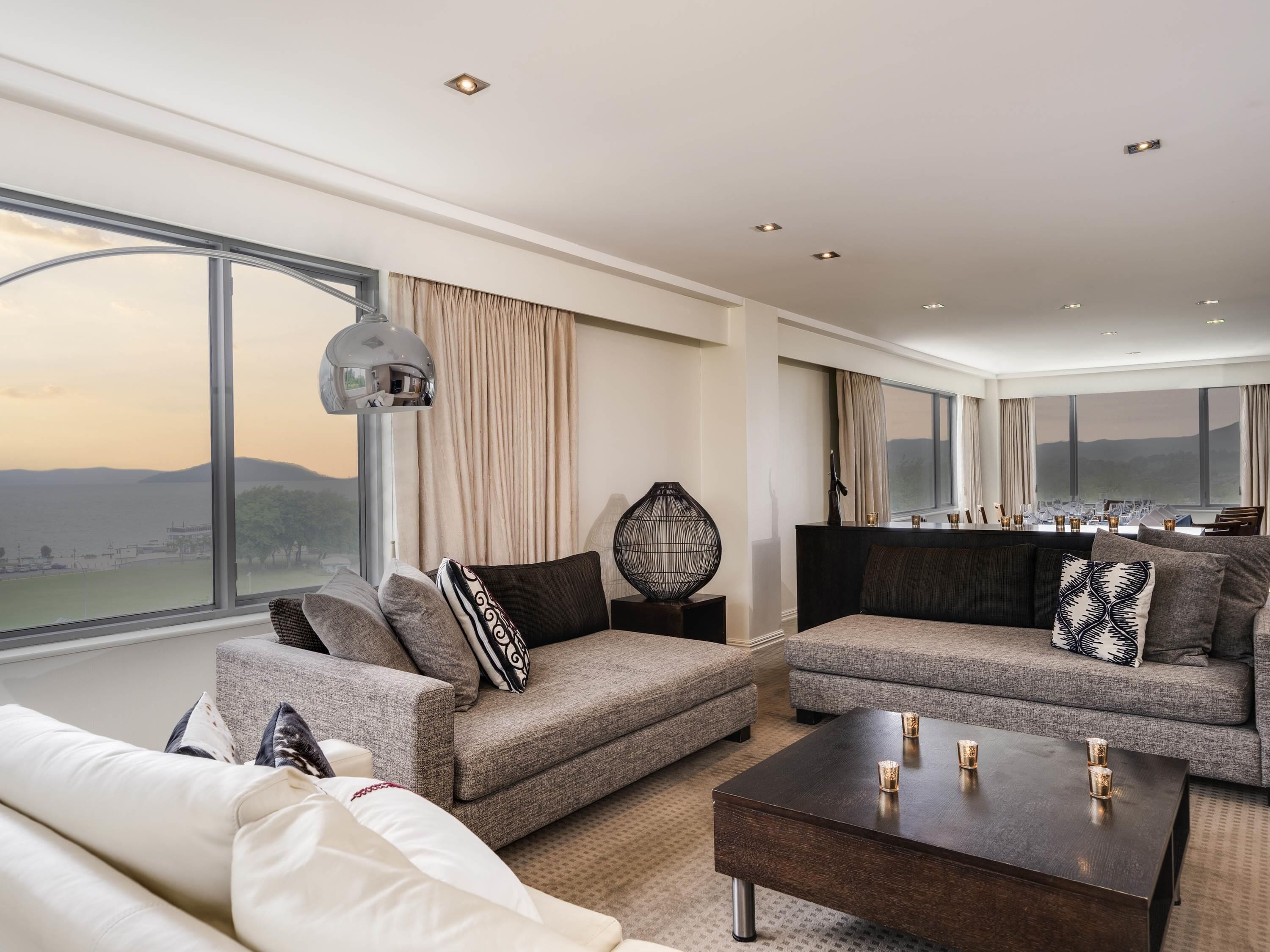 Royal Suite, 3 Bedrooms | Hypo-allergenic bedding, minibar, in-room safe, desk