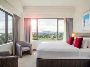 Hypo-allergenic bedding, minibar, in-room safe, desk - Novotel Rotorua Lakeside (Rotorua)