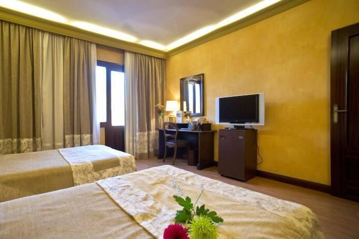 Minibar, in-room safe, desk, blackout curtains