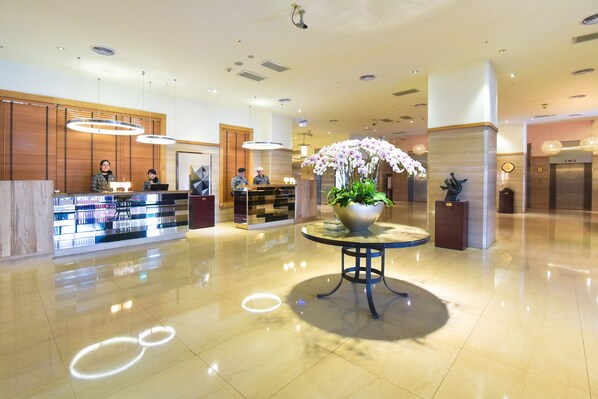 Lobby - Howard Plaza Hotel Kaohsiung (Kaohsiung)