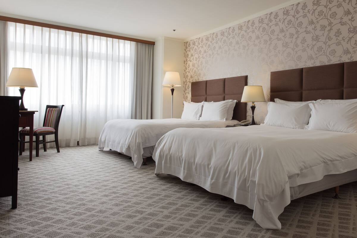 Suite, 1 kamar tidur | Seprai katun Mesir, seprai premium, dan selimut bulu angsa