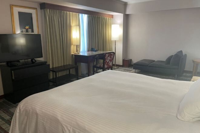 Egyptian cotton sheets, premium bedding, down duvets, pillow-top beds