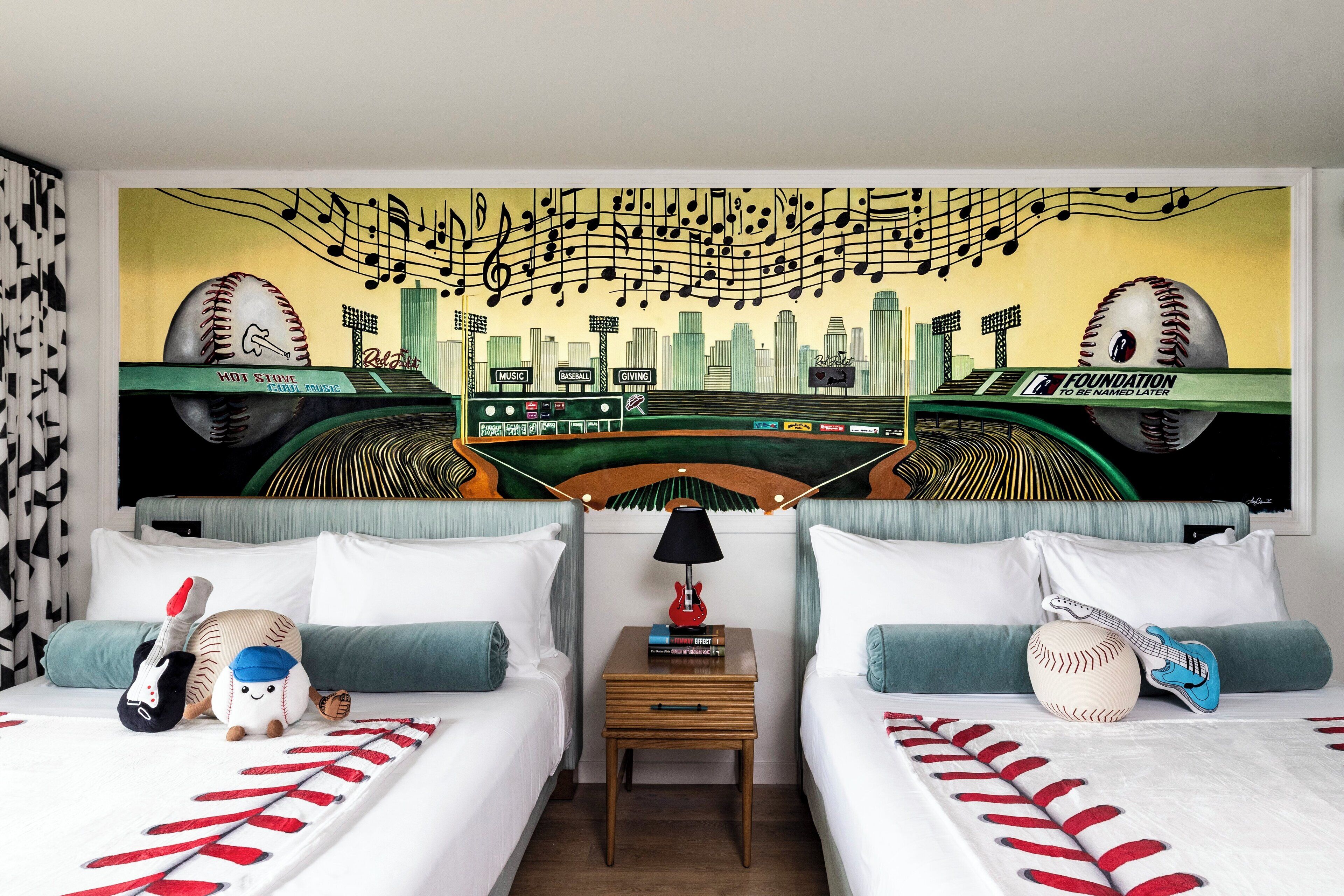 in-room safe, desk, laptop workspace, blackout curtains