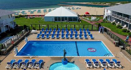 Red Jacket Beach Resort