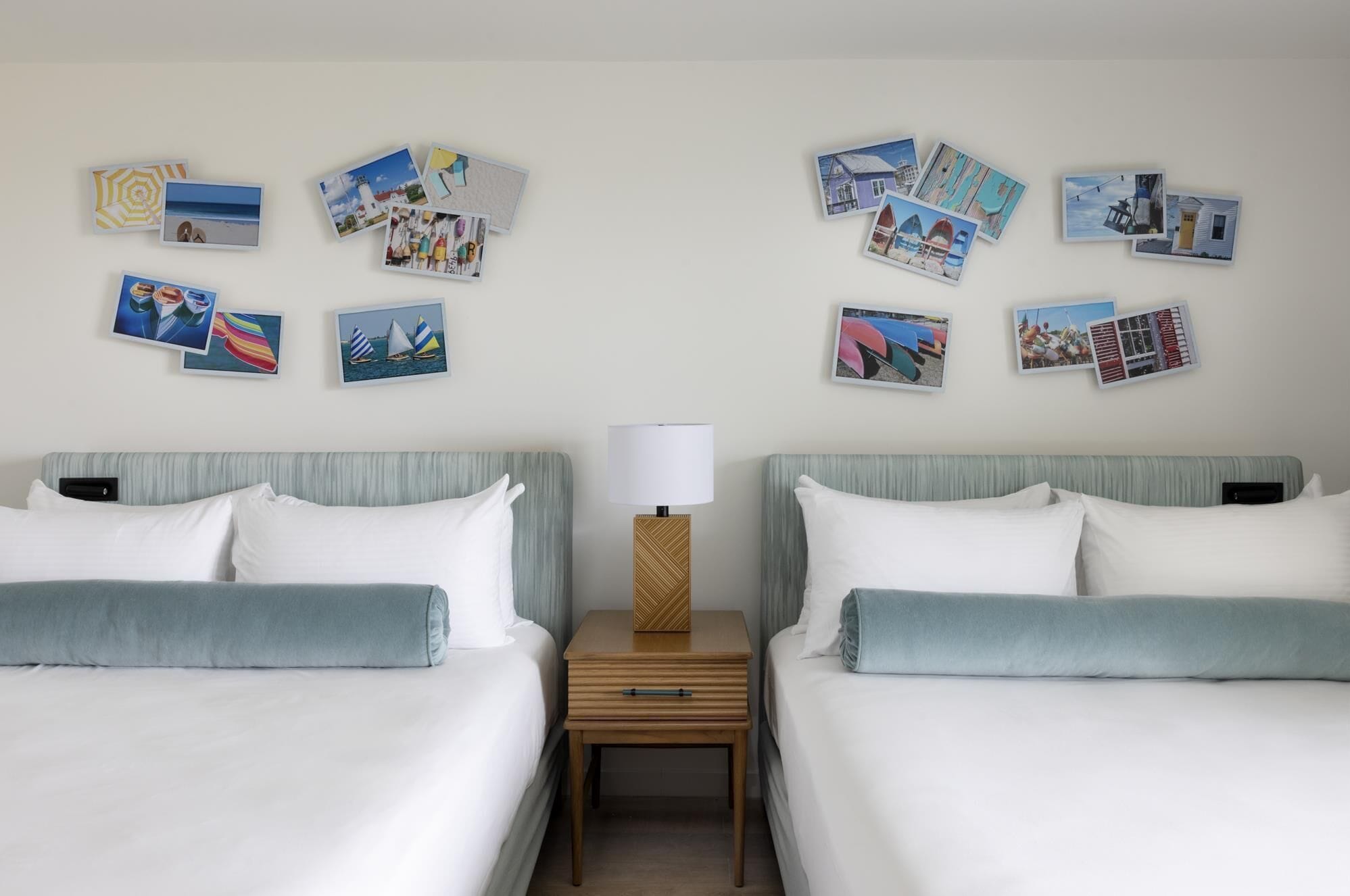 Caja de seguridad en la habitación y escritorio 