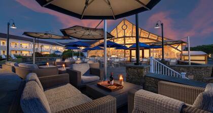 Hyannis Harbor Hotel