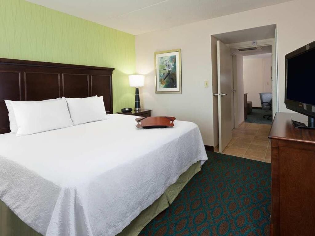 1 bedroom, blackout curtains, iron/ironing board, free cots/infant beds