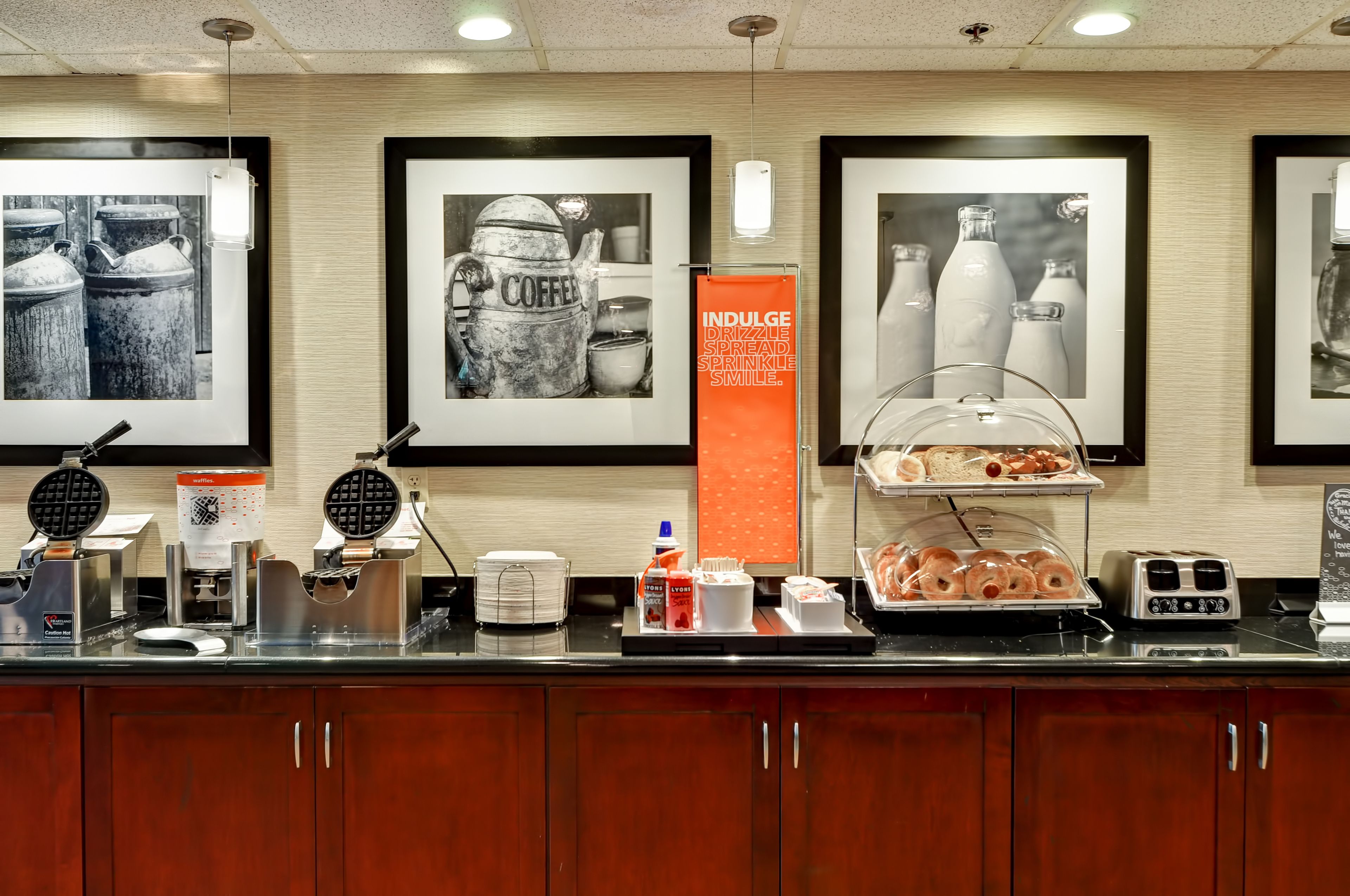 free daily continental breakfast