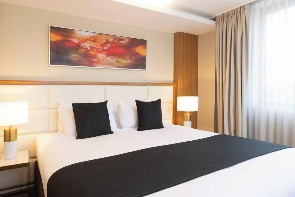 Premium bedding, pillowtop beds, in-room safe, desk