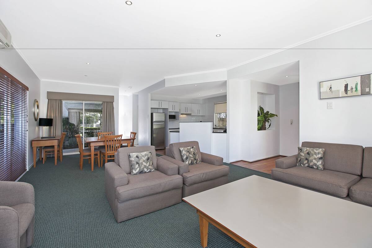 Villa, 3 soverom | Spiseområde på rommet