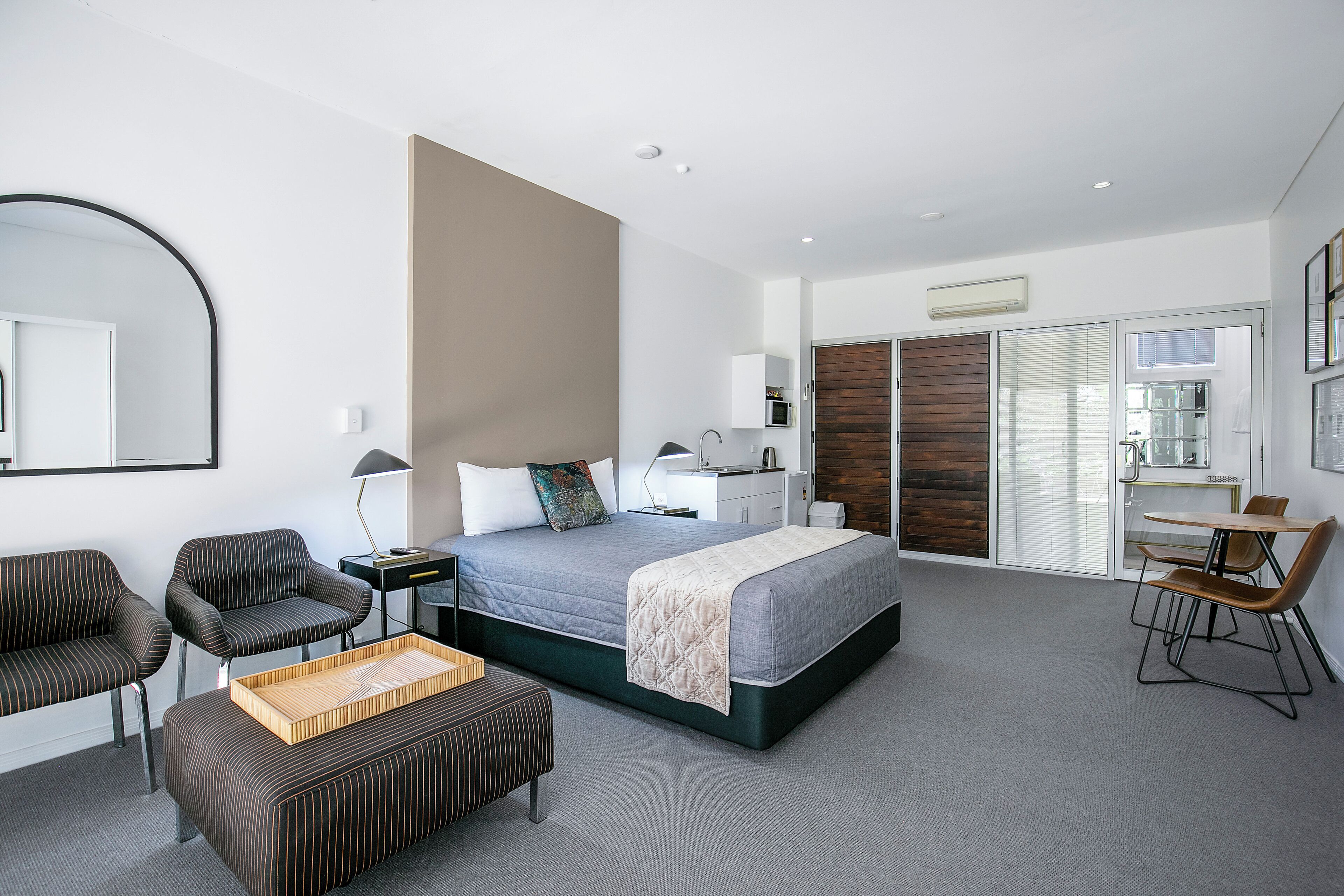 room (executive queen room) | private kitchen | fridge, electric kettle