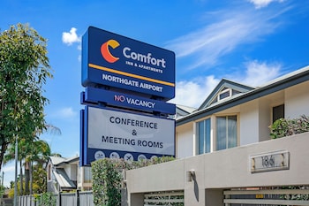Comfort Inn & Suites Northgate Airport