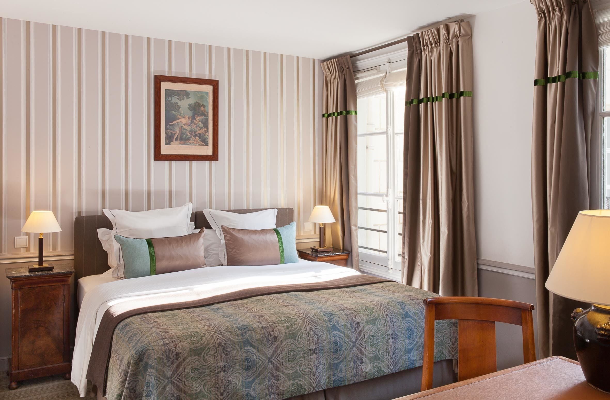 family suite | in-room safe, individually decorated, desk, soundproofing