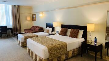 Deluxe Hotel Room | Premium bedding, pillow-top beds, in-room safe, desk