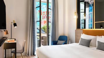 Room, 1 King Bed, Patio | Premium bedding, in-room safe, desk, blackout curtains