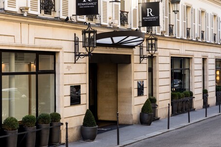 Renaissance Paris Vendome Hotel - Image 22