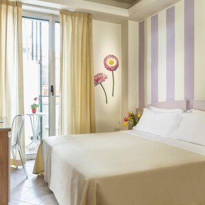 Minibar, in-room safe, individually decorated, individually furnished