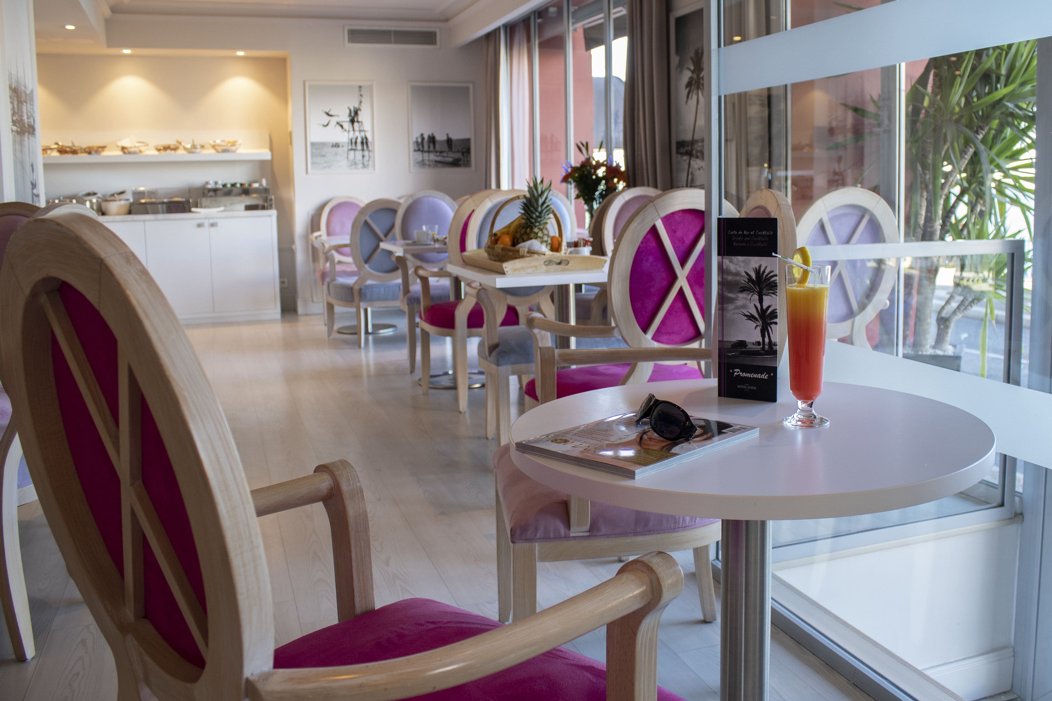 Coin salon dans le hall