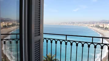 Kamar Superior, 1 Tempat Tidur Double, balkon, pemandangan laut | Pemandangan balkon