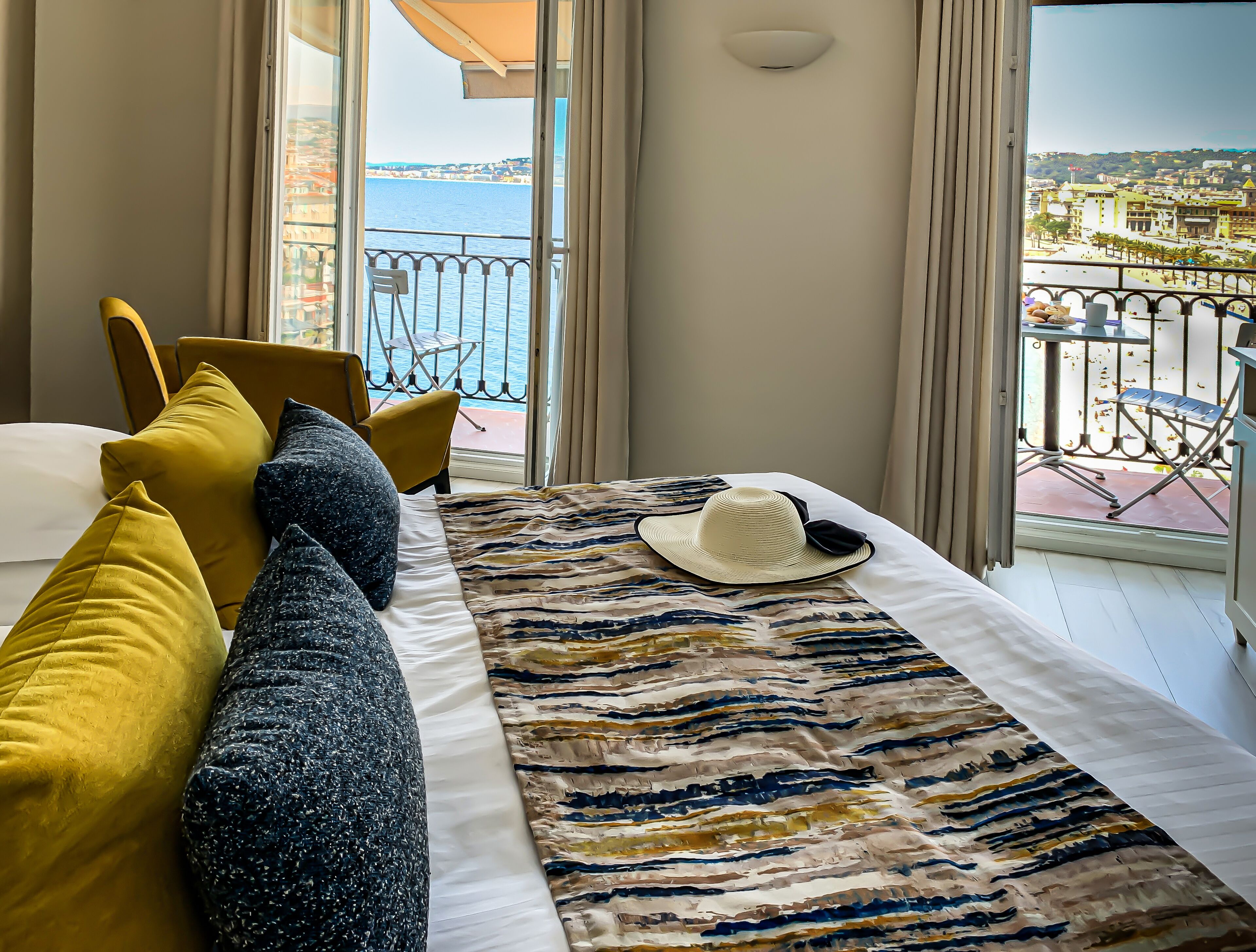 room, balcony, sea view (privilege) | 1 bedroom, select comfort beds, minibar, in-room safe