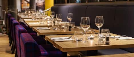 Frokost, lunsj og middag serveres