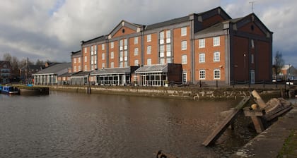 Holiday Inn Ellesmere Port, an IHG Hotel