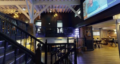 Village Hotel Manchester Hyde
