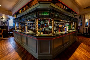 Bar (in der Unterkunft)
