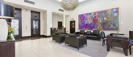 Àrea amb seients del vestíbul