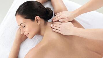Couples treatment rooms, body treatments, aromatherapy