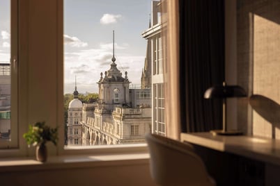 Royal Garden Hotel
