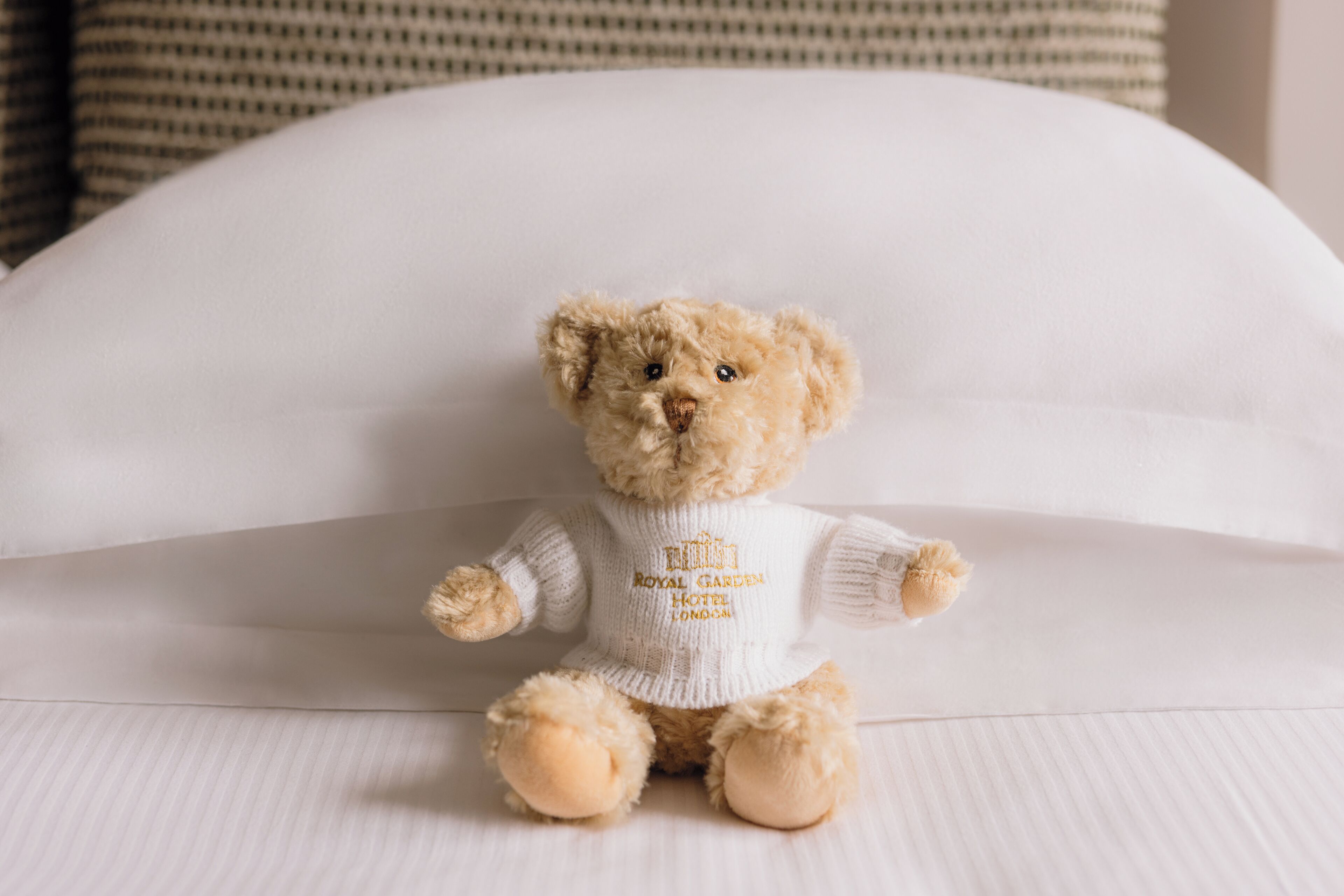 1 bedroom, premium bedding, down duvets, in-room safe