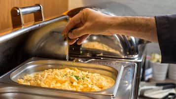 Desayuno inglés todos los días (GBP 19 por persona)