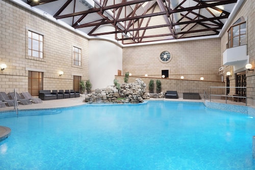 Delta Hotels by Marriott Tudor Park Country Club