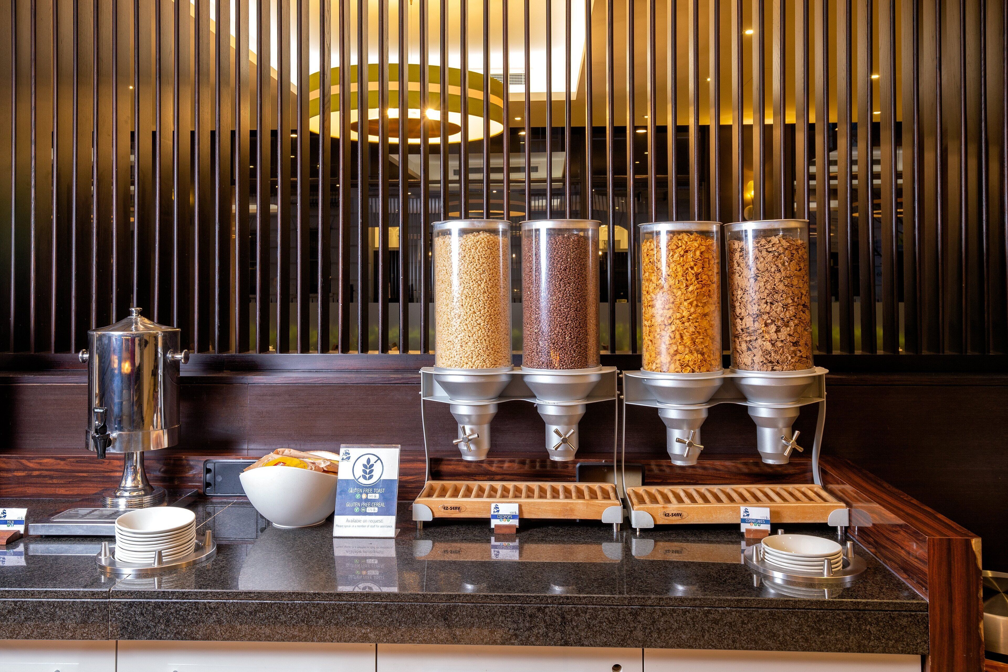 Bữa sáng kiểu Anh hàng ngày (17.50 GBP/mỗi người) 