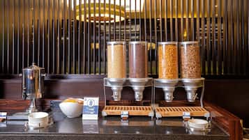 Daily English breakfast (GBP 17.50 per person)