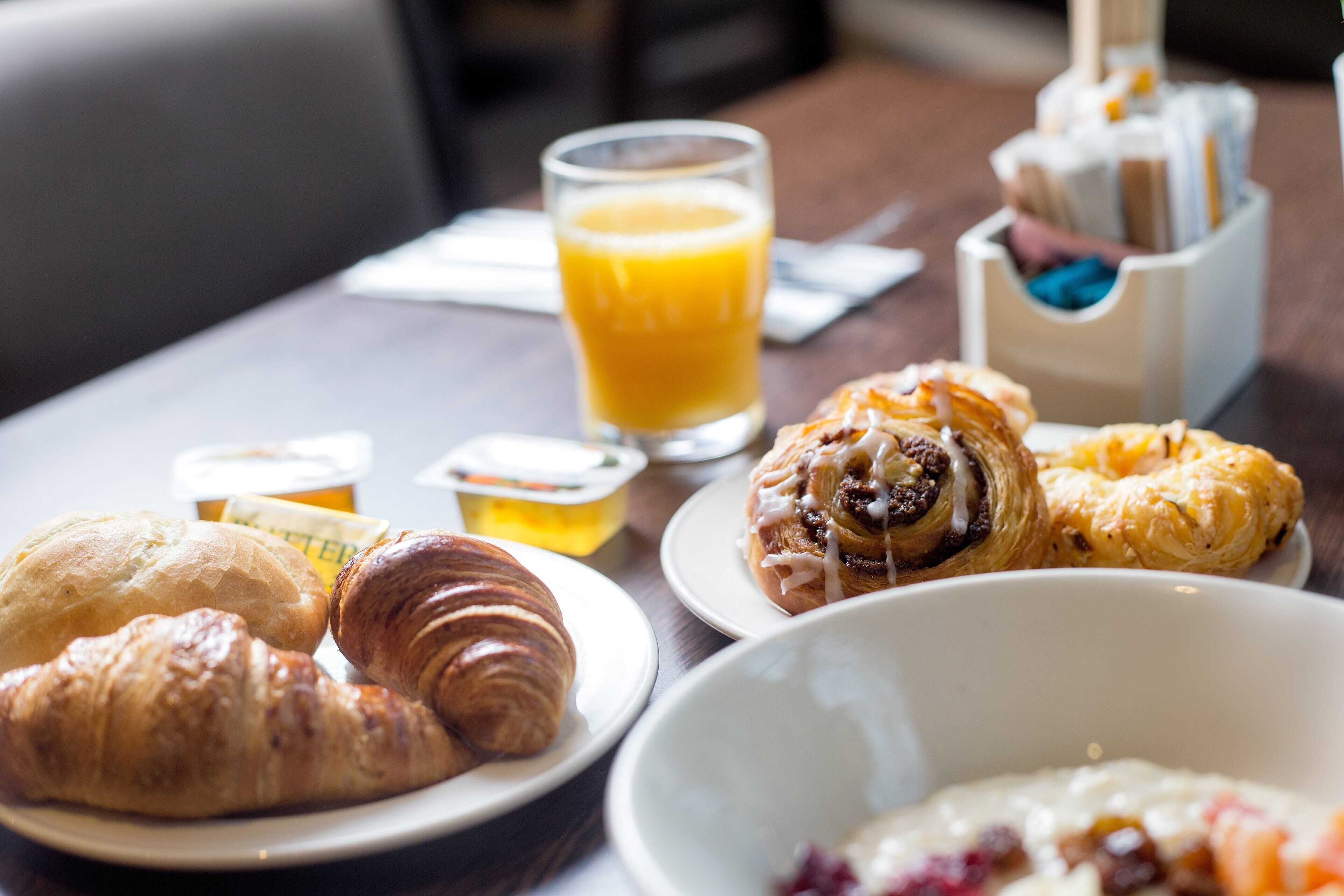 Daily English breakfast for a fee