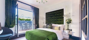 1 bedroom, Egyptian cotton sheets, premium bedding, in-room safe