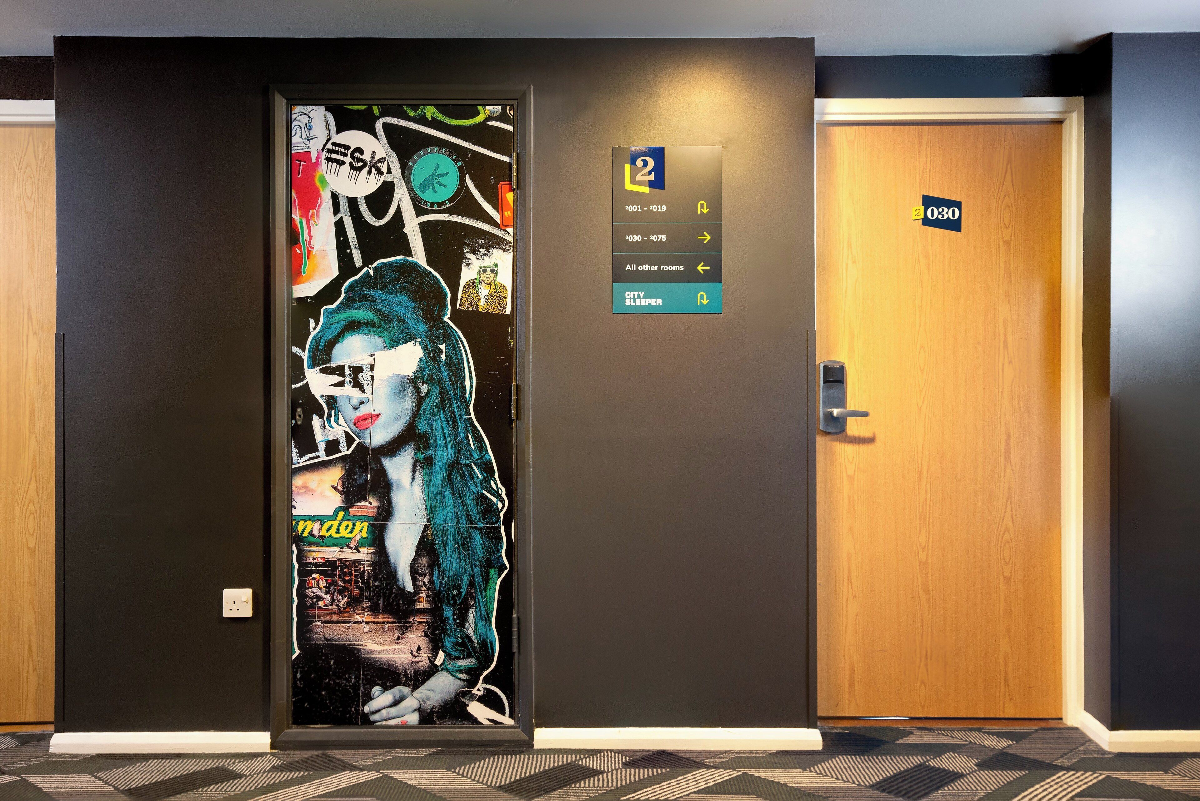 Photo - City Sleeper at Royal National Hotel